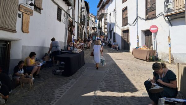 El Valle del Ambroz, capital del dibujo: Hervás acoge el IV Encuentro Ibérico de Urban Sketchers